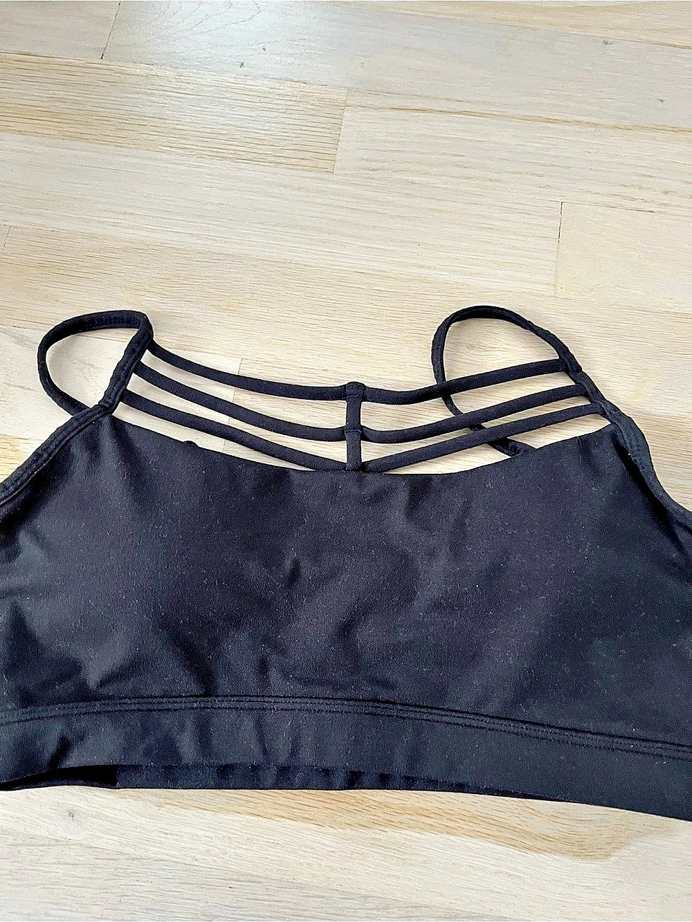 Betsey Johnson Black Strappy Sports Bra Like New